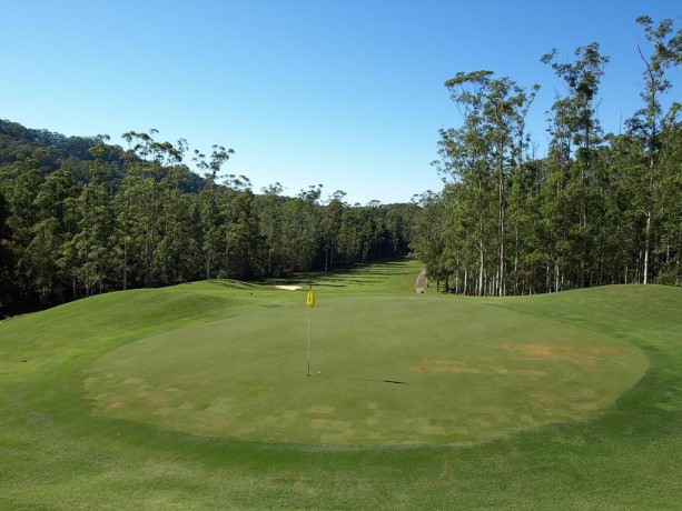 Bonville Golf Resort 13th Green