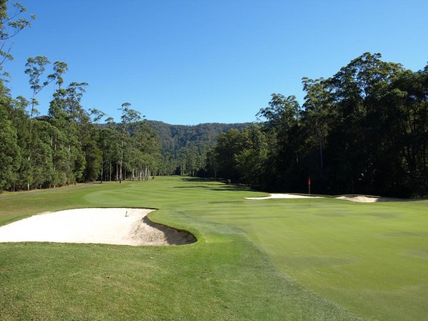 Bonville Golf Resort 14th Green (reverse)