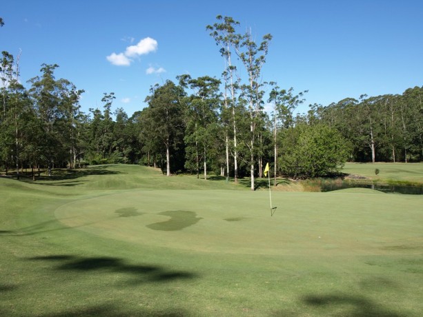 Bonville Golf Resort 5th Green