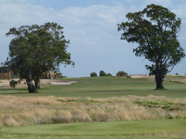 The 9th tee at Amstel Golf Club Ranfurlie