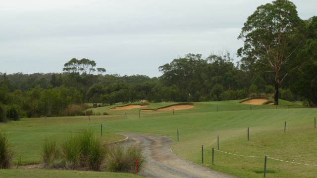 The 6th tee at Kooindah Waters Golf Club