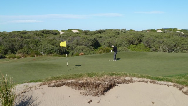 The 2nd green at Magenta Shores Golf & Country Club