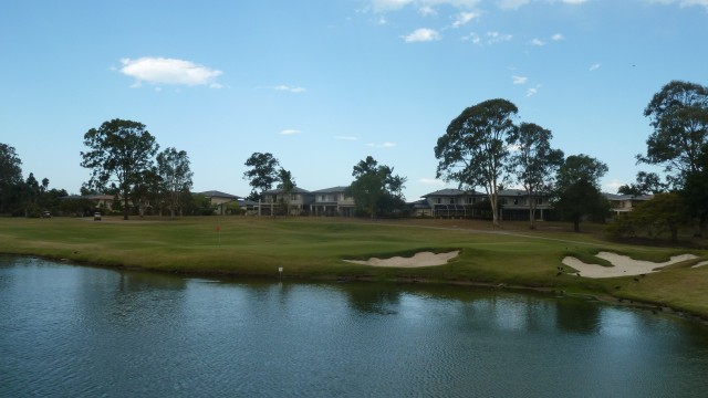 The 5th green at Sanctuary Cove Golf & Country Club Palms Course