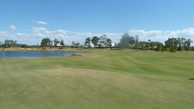 The 7th green at Sanctuary Cove Golf & Country Club Palms Course