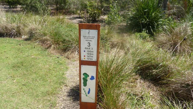 Hole marker at Sanctuary Cove Golf & Country Club Palms Course