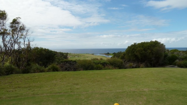 The elevated 6th tee at St Michaels Golf Club with ocean views