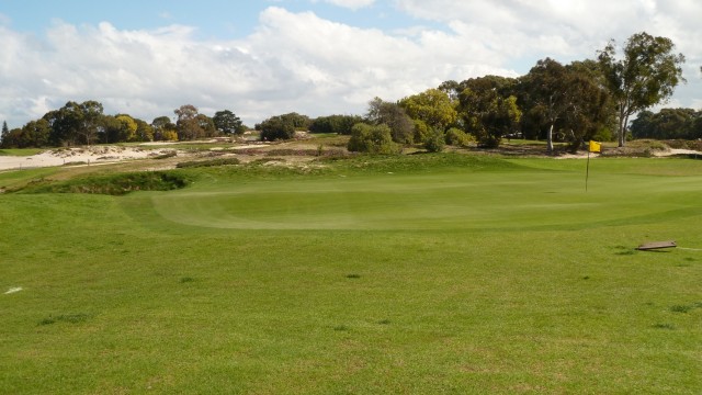 The 4th green at The Lakes Golf Club