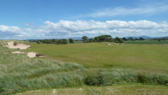 The 11th green at Barnbougle Dunes