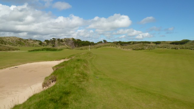 The 6th green at Barnbougle Lost Farm