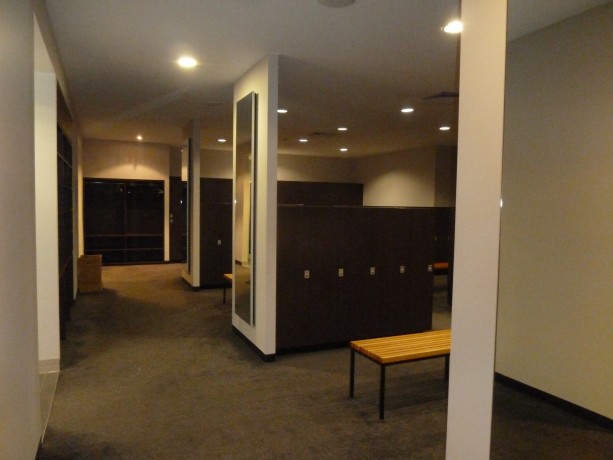 Men's locker room at Moonah Links