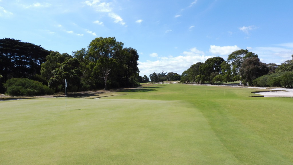 The 5th green at Victoria Golf Club