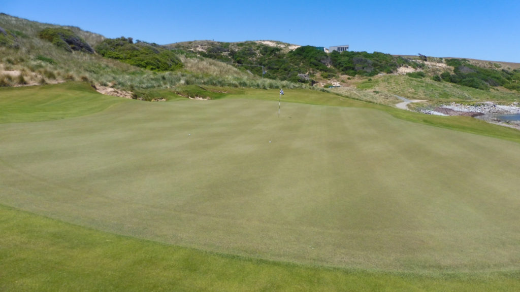 The 10th green at Ocean Dunes