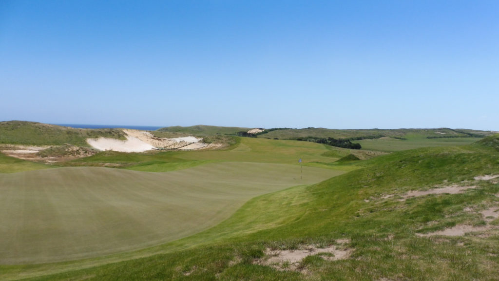 The 12th green at Ocean Dunes