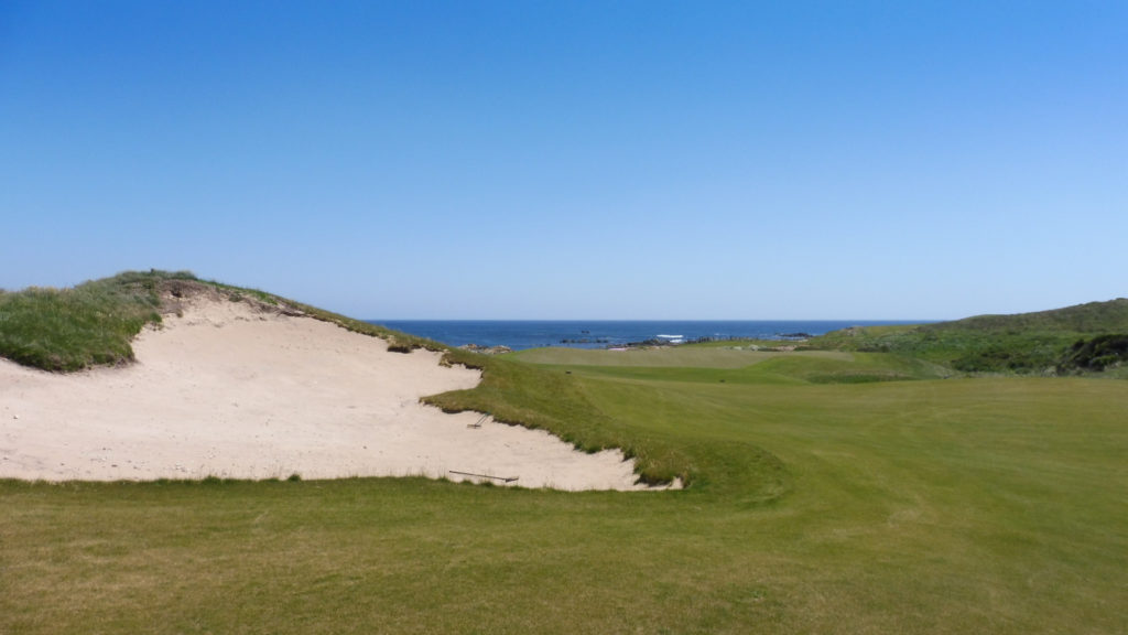 The 16th green at Ocean Dunes