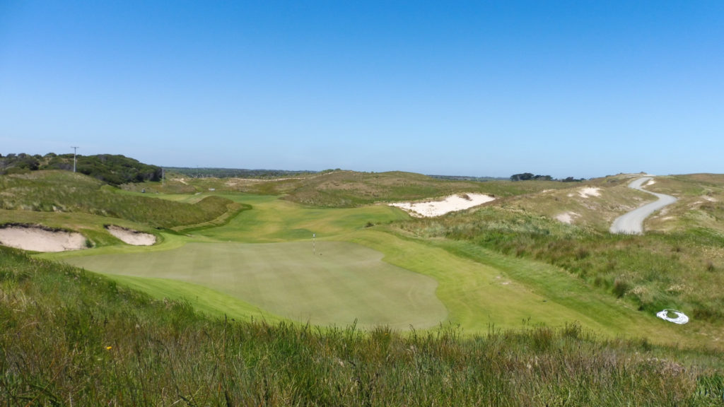 The 18th green at Ocean Dunes