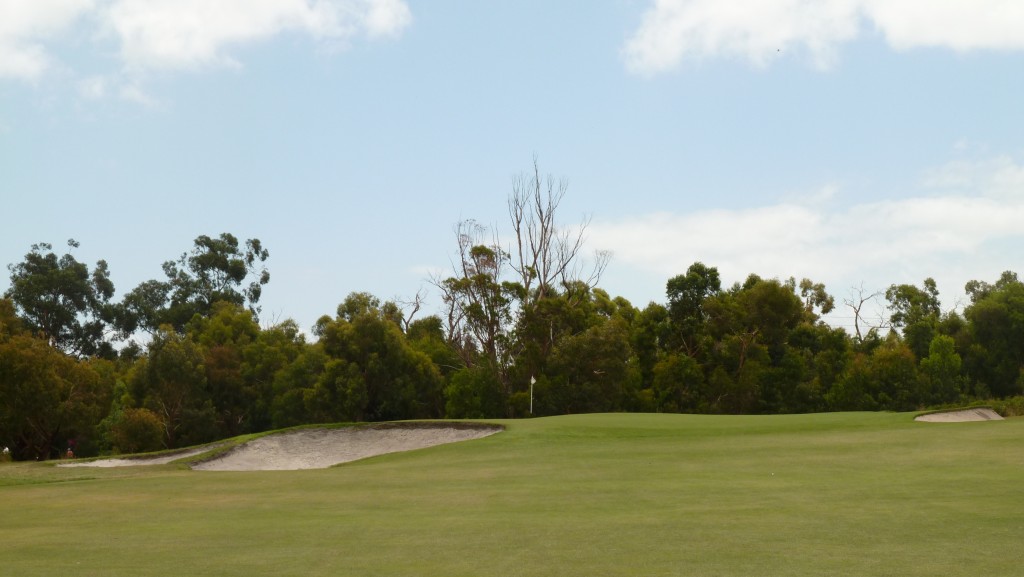 The 10th fairway at Peninsula Kingswood Country Golf Club North