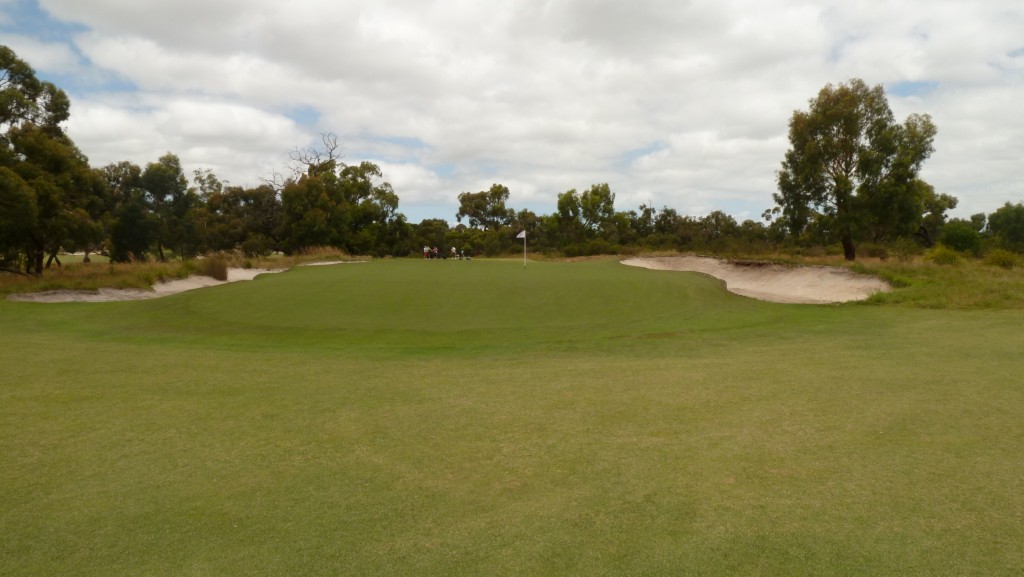 The 11th green at Peninsula Kingswood Country Golf Club North