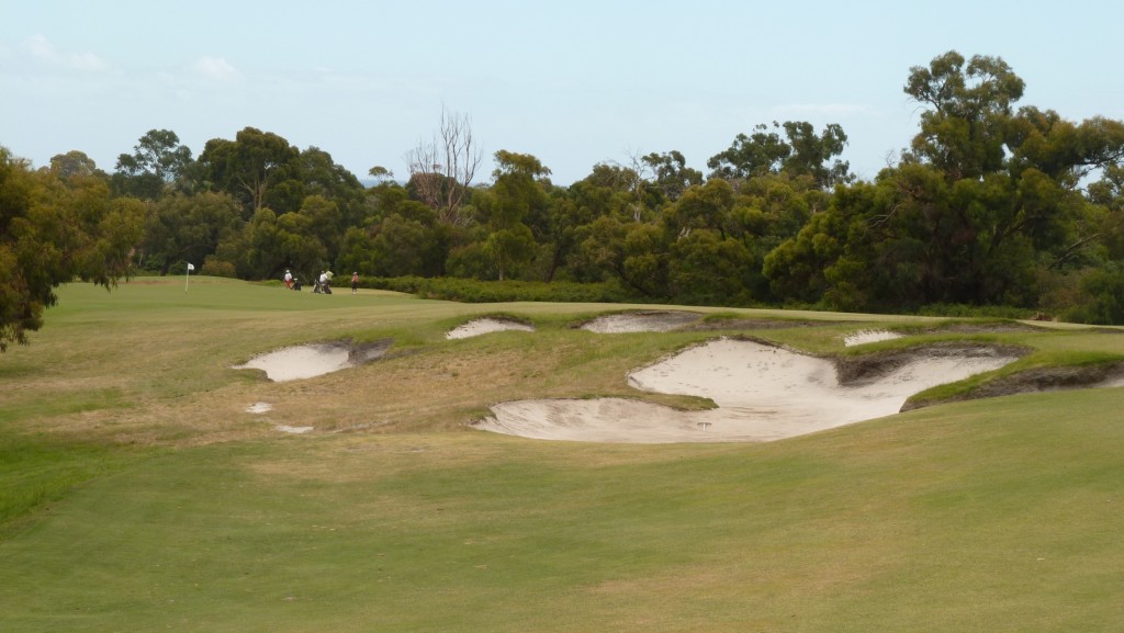 The 8th fairway at Peninsula Kingswood Country Golf Club North