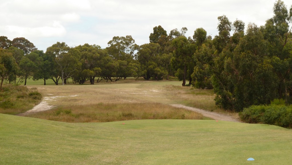 The 9th tee at Peninsula Kingswood Country Golf Club North