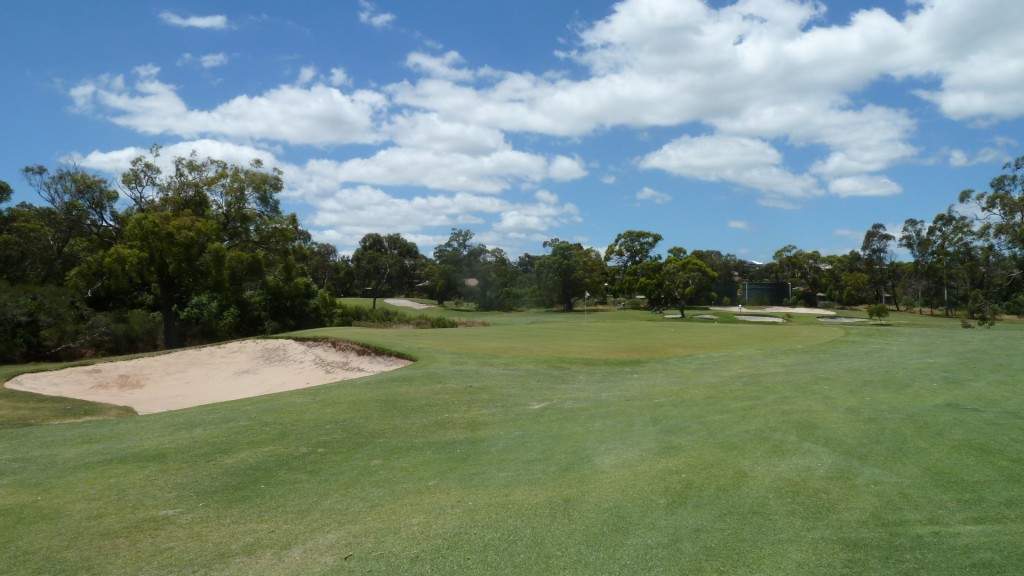 The 11th green at Peninsula Kingswood Country Golf Club South