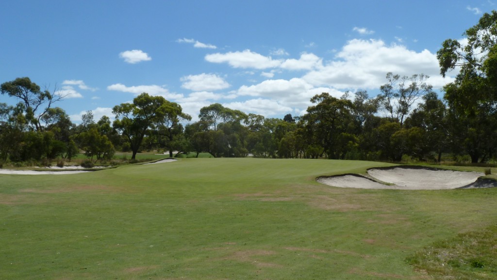 The 3rd green at Peninsula Kingswood Country Golf Club South