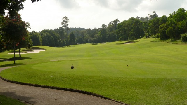 The 15th tee at Ria Bintan Golf Club Ocean Course