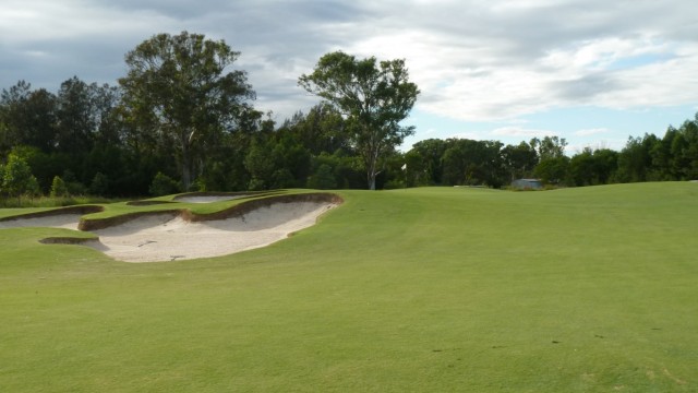 The 4th green at Stonecutters Ridge Golf Club