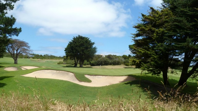 The 14th green at The National Golf Club Old Course