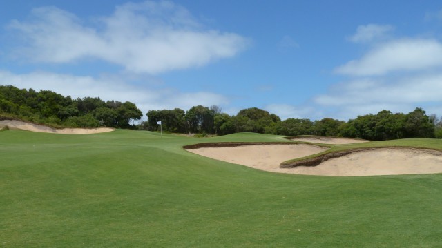 The 9th green at The National Golf Club Old Course