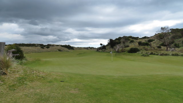 The 10th green at Barnbougle Lost Farm