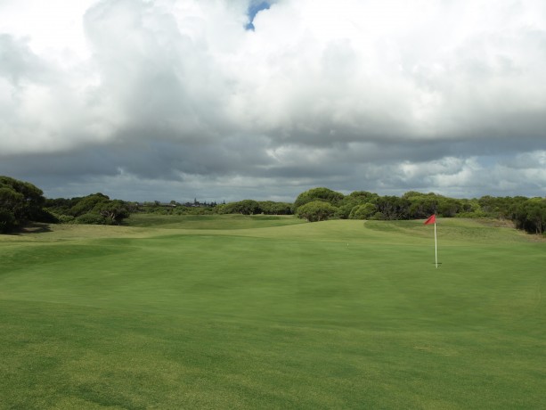 The 9th green at The Links Kennedy Bay