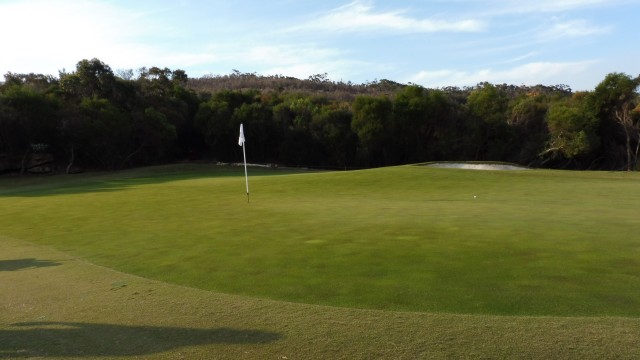 The 16th Green at Elanora Country Club