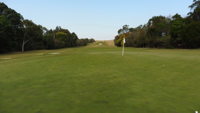 The 7th Green at Elanora Country Club