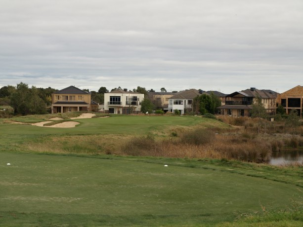 The 2nd Tee at Sanctuary Lakes Club