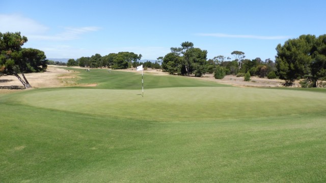 The 9th green at Royal Adelaide Golf Club