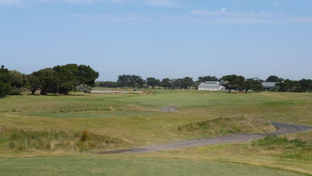 The 4th tee at Thirteenth Beach Golf Links Beach Course