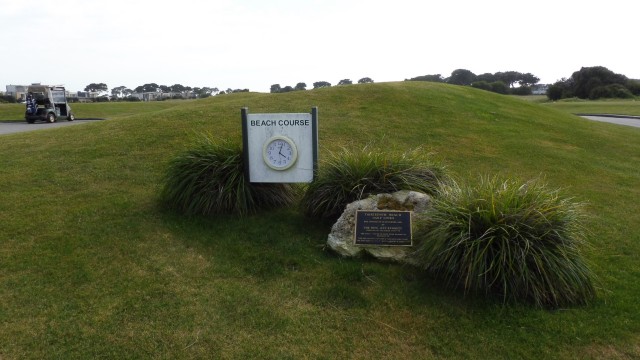 Clock for Thirteenth Beach Golf Links Beach Course