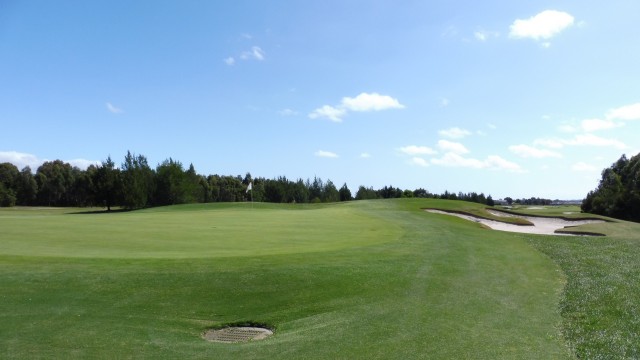 The 17th Green at Waterford Valley Golf