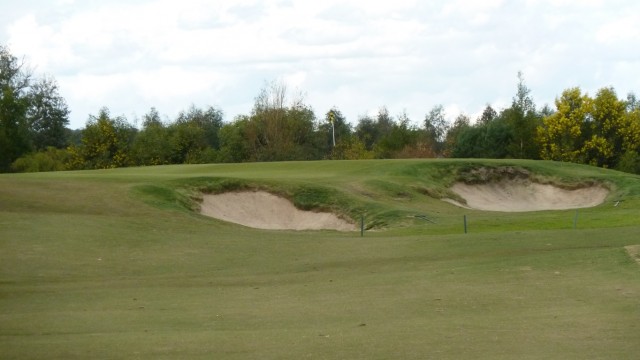 The 2nd Green at Yering Meadows Nursery Course