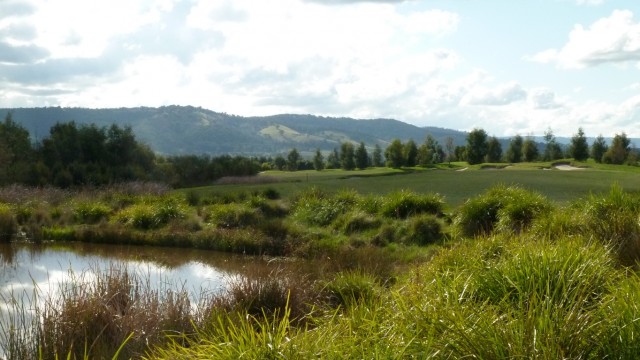 The 8th tee at Yering Meadows Nursery Course