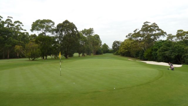The 4th Green at Avondale Golf Club
