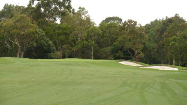 The 5th green at Avondale Golf Club