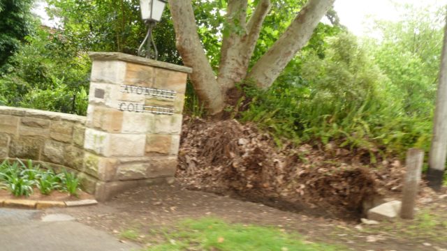 Entrance to Avondale Golf Club
