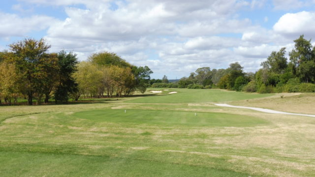 The 10th tee at Riverside Oaks Golf Resort Bungool Course