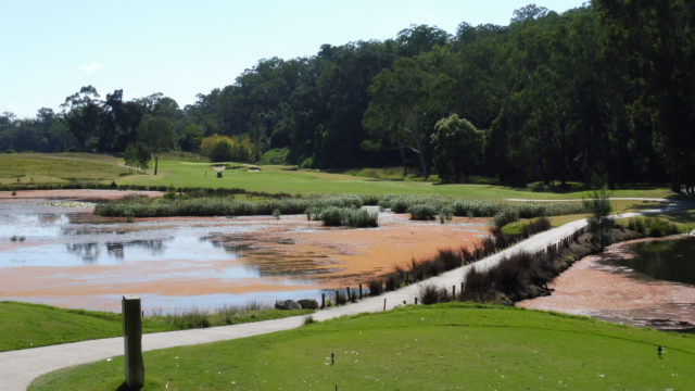 The 2nd tee at Riverside Oaks Golf Resort Bungool Course