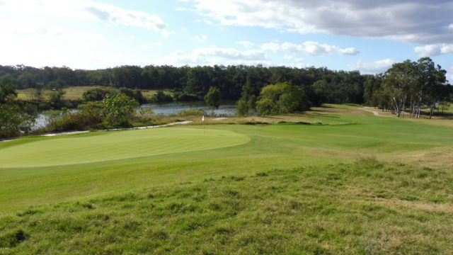 The 7th green at Riverside Oaks Golf Resort Bungool Course