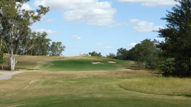 The 7th tee at Riverside Oaks Golf Resort Bungool Course