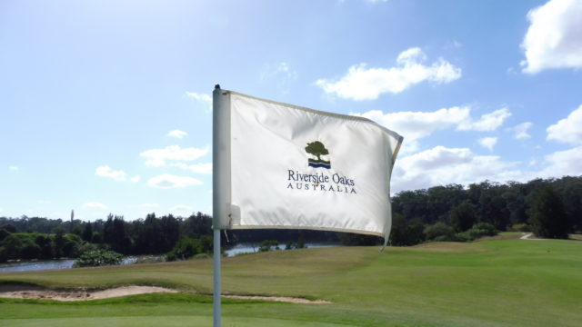 Pinflag of Riverside Oaks Golf Resort Bungool Course