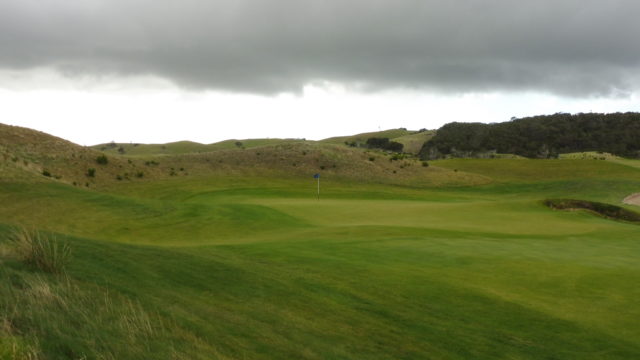 The 2nd green at The National Golf Club Moonah Course