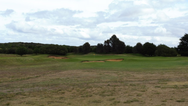 The 3rd tee at Thirteenth Beach Golf Links Creek Course